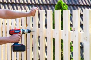 wooden-fence-building